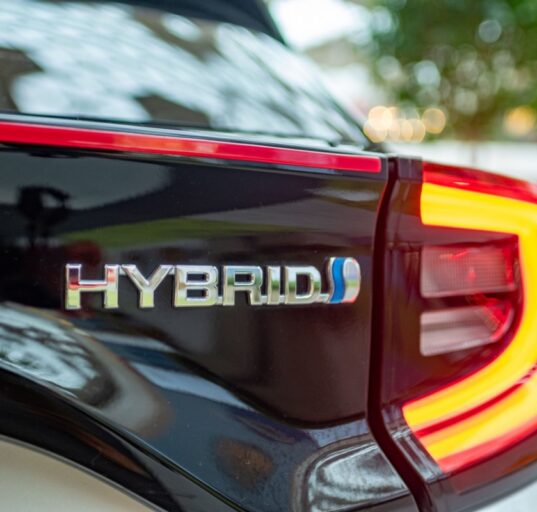 Hybriid autod
